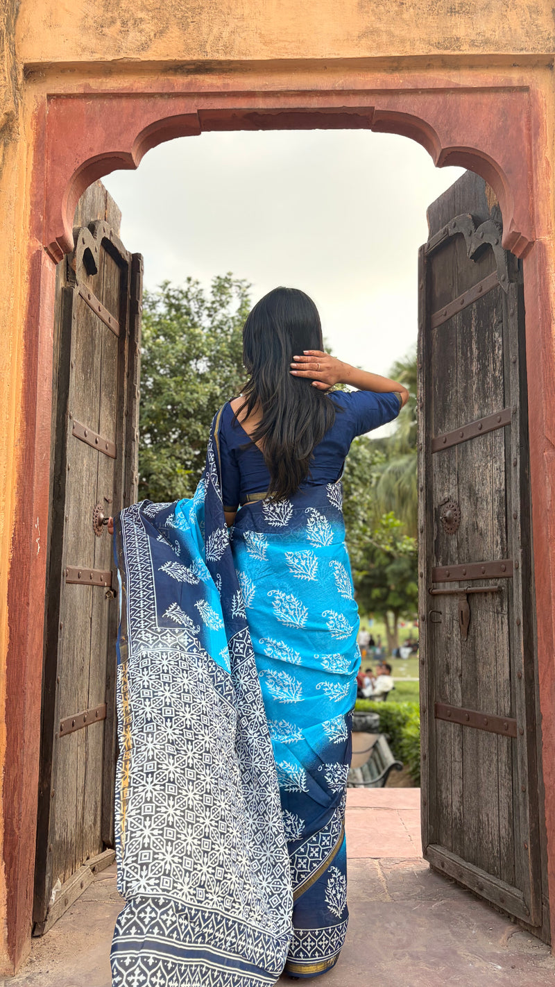 Aqua Print Cotton MulMul Saree with Zari Border