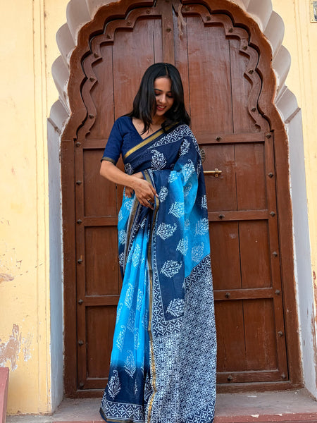Aqua Print Cotton MulMul Saree with Zari Border