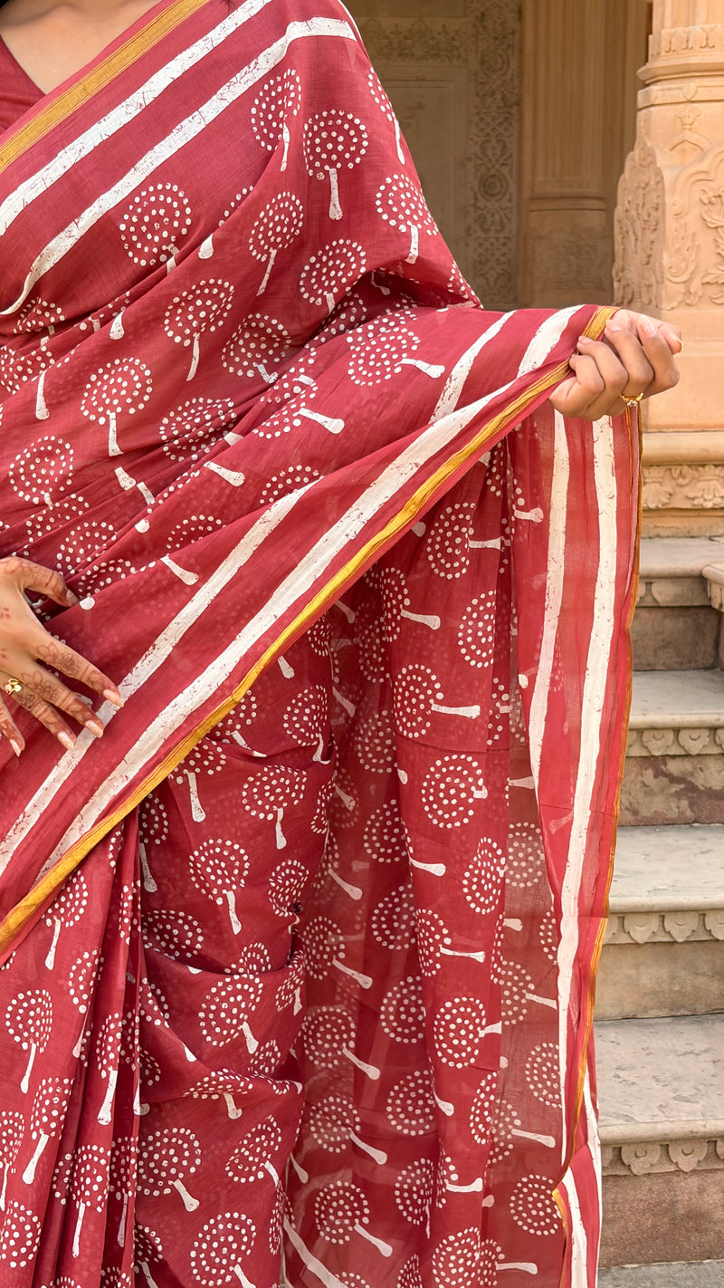 Cotton MulMul Saree with Zari Border
