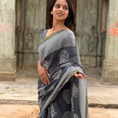 Print Cotton MulMul Saree with Zari Border