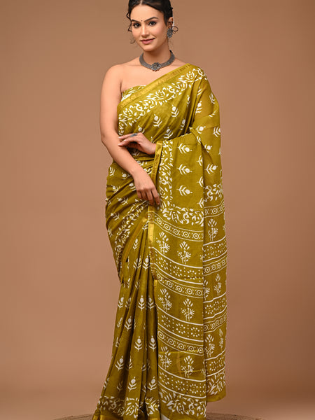Lovwear Aarohi Premium Cotton MulMul Saree with Rich Zari Border - Front View