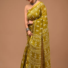 Lovwear Aarohi Premium Cotton MulMul Saree with Rich Zari Border - Fabric Texture View