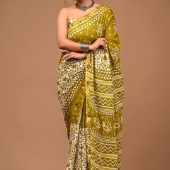 Lovwear Myra Cotton MulMul Saree with Elegant Zari Border - Fabric Texture View