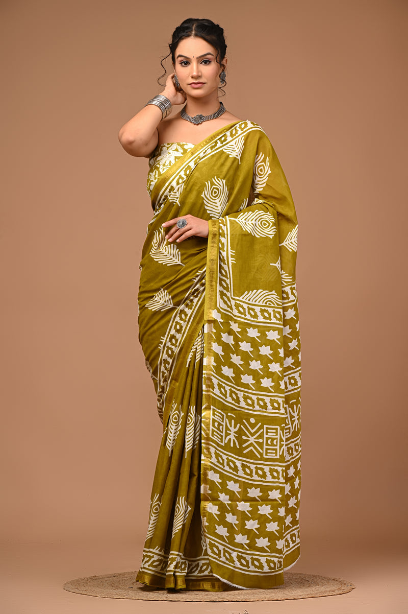 Lovwear Avni Pure Cotton MulMul Saree with Rich Zari Border - Pallu & Border Detail View