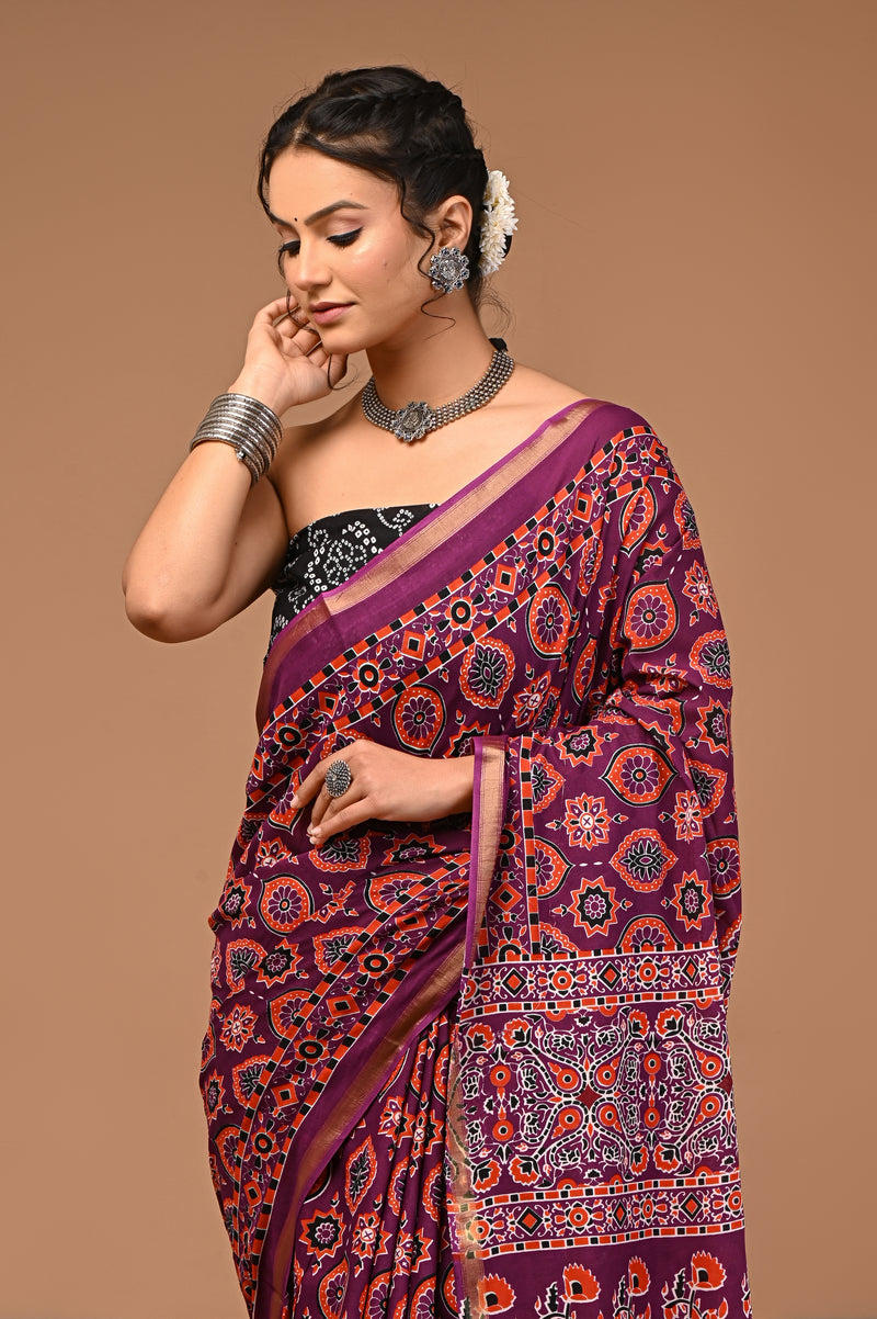 Lovwear Saanvi Purple & Rust Orange Cotton Mulmul Saree with Rich Zari Border - Fabric Texture View