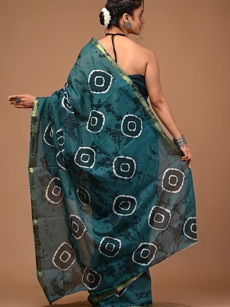 Lovwear Anvika Peacock Green Cotton Mulmul Saree with Rich Zari Border - Front View
