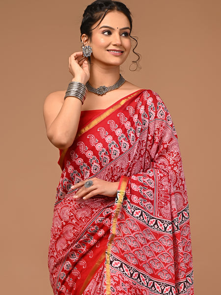 Lovwear Kashvi Bright Red Cotton Mulmul Saree with Classic Ethnic Print - Pallu & Border Detail View