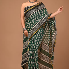 Lovwear Aadhya Forest Green Cotton Mulmul Saree with Rich Golden Zari Border - Pallu & Border Detail View