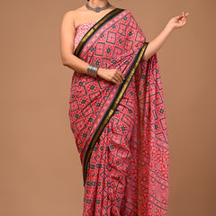 Lovwear Red Chakri Wheel Cotton MulMul Saree with Zari Border - Pallu & Border Detail View