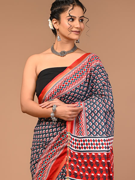 Lovwear Grey Classic Booti Cotton MulMul Saree with Zari Border - Pallu & Border Detail View
