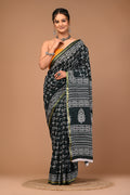 Lovwear Green V-Shape Geometric Cotton MulMul Saree with Zari Border
