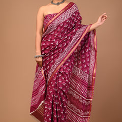 Lovwear Purple V-Shape Geometric Cotton MulMul Saree with Zari Border - Pallu & Border Detail View