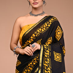 Lovwear Yellow Camera Motif Cotton MulMul Saree with Zari Border - Pallu & Border Detail View