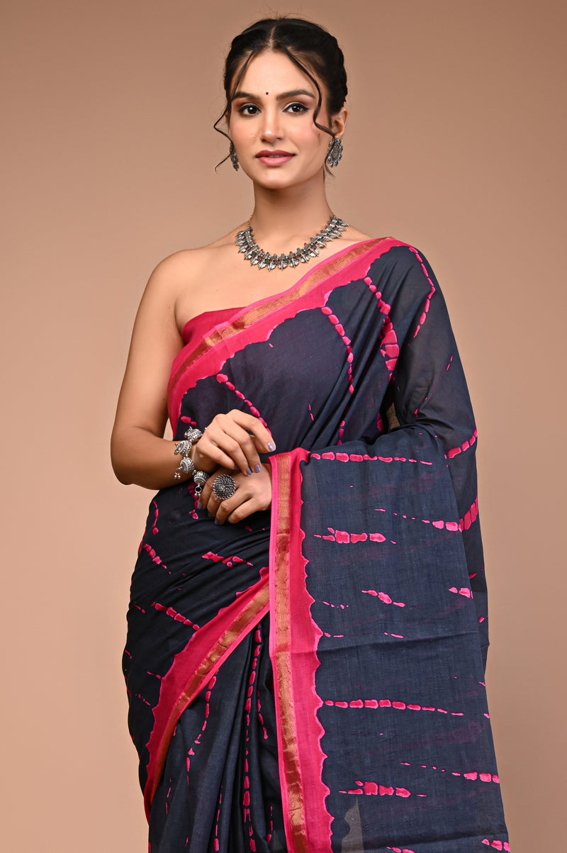 Lovwear Pink Tye Dye Waves Cotton MulMul Saree with Zari Border - Fabric Texture View