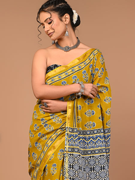 Lovwear Mustard Naveen Motif Cotton MulMul Saree with Zari Border - Pallu & Border Detail View