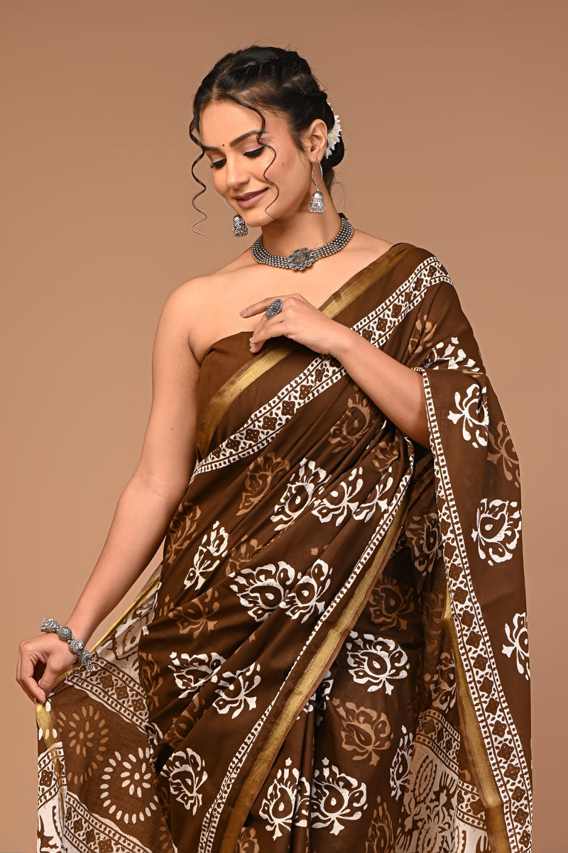 Lovwear Brown Classic Boota Cotton MulMul Saree with Zari Border - Fabric Texture View