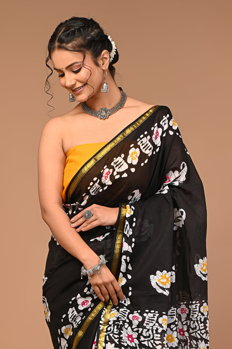 Lovwear Black Multi Batik Cotton MulMul Saree with Zari Border - Fabric Texture View