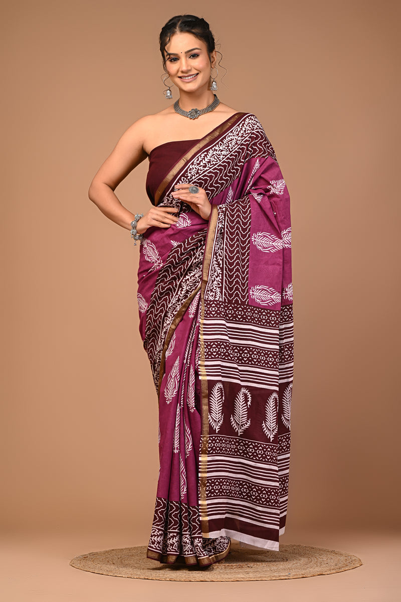 Lovwear Purple Discharge Motif Cotton MulMul Saree with Zari Border - Pallu & Border Detail View