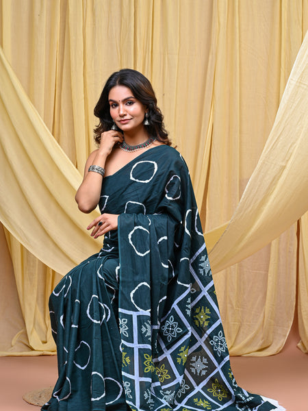 Women's Green Gola Circular Motif Pure Cotton Mulmul Saree - Front View
