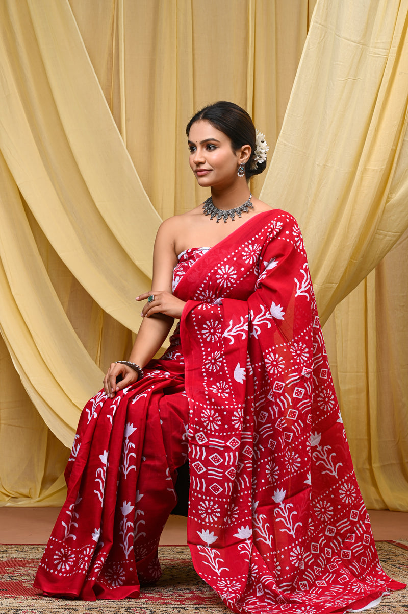 Women's Red Floral Motif Pure Cotton Mulmul Saree - Front View