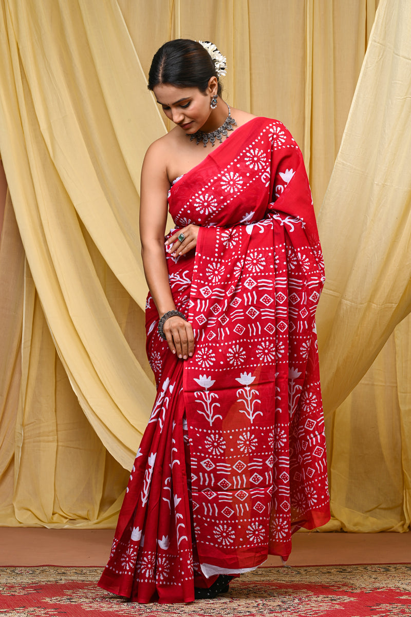 Women's Red Floral Motif Pure Cotton Mulmul Saree - Drape View