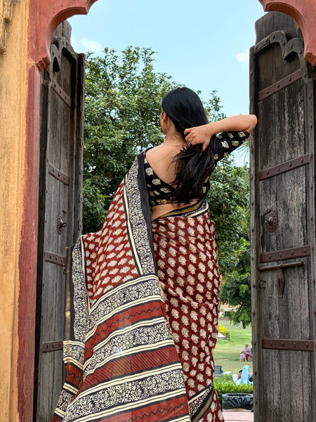 Cotton MulMul Maroon Owl Print Saree with Zari Border
