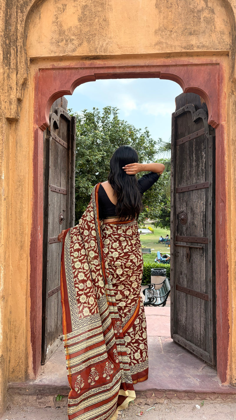 Cotton MulMul Saree with Zari Border
