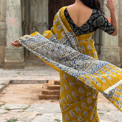 Print Cotton MulMul Saree with Zari Border