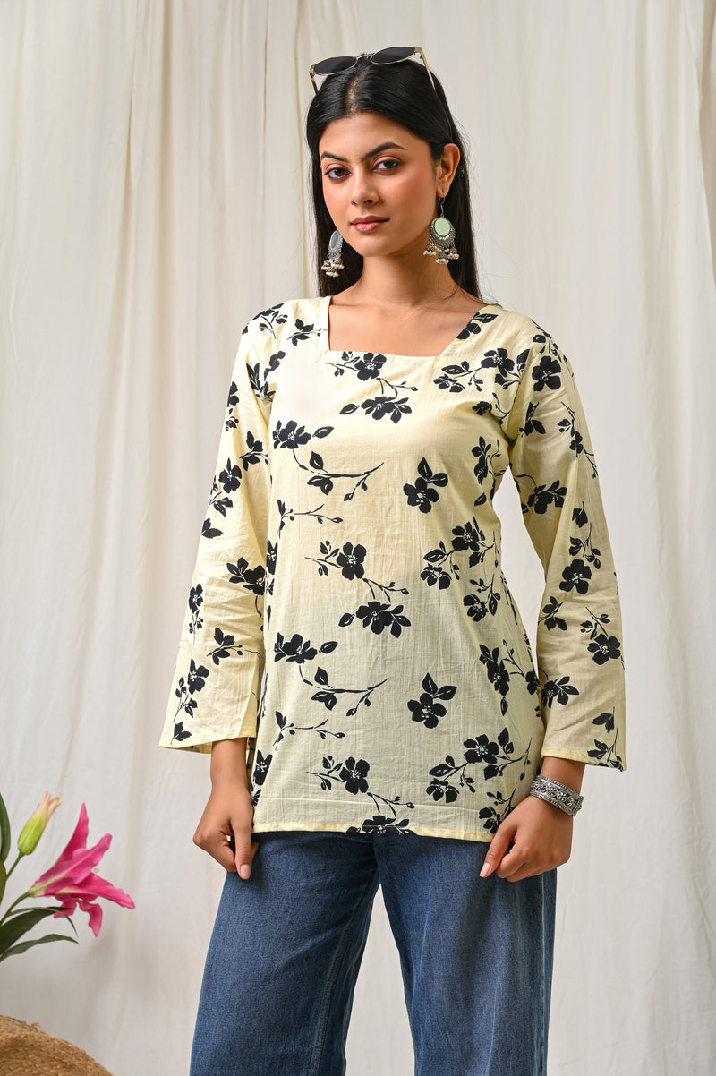 Women Cream Black Floral Printed Cotton Short Kurti - View 7