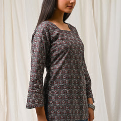 Women Orange Floral Printed Cotton Short Kurti - View 12