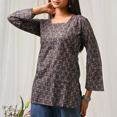 Women Orange Floral Printed Cotton Short Kurti - View 15