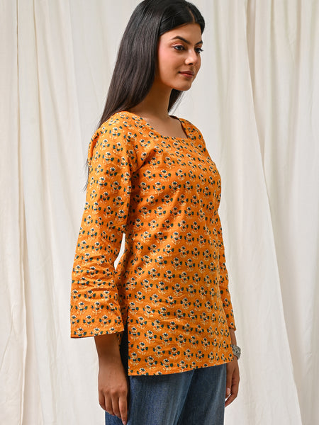 Women Orange Floral Printed Cotton Short Kurti - Flowy View