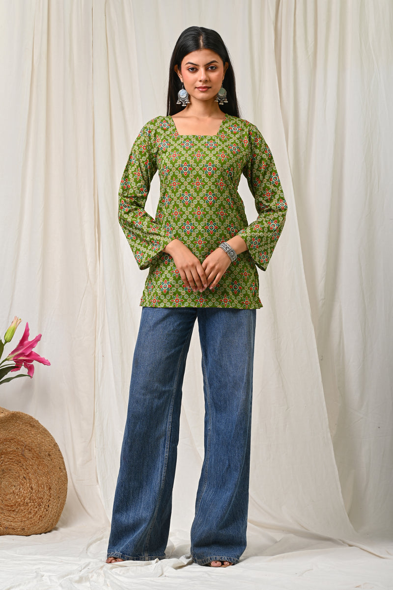 Women Green Multicolor Printed Cotton Short Kurti - Flowy View