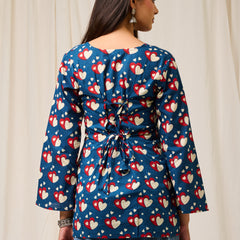 Women Blue Heart Printed Cotton Short Kurti - Side / Back View