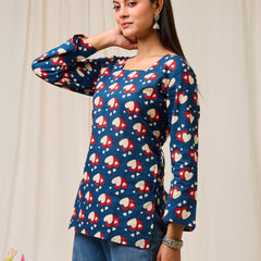 Women Blue Heart Printed Cotton Short Kurti - Full Length View